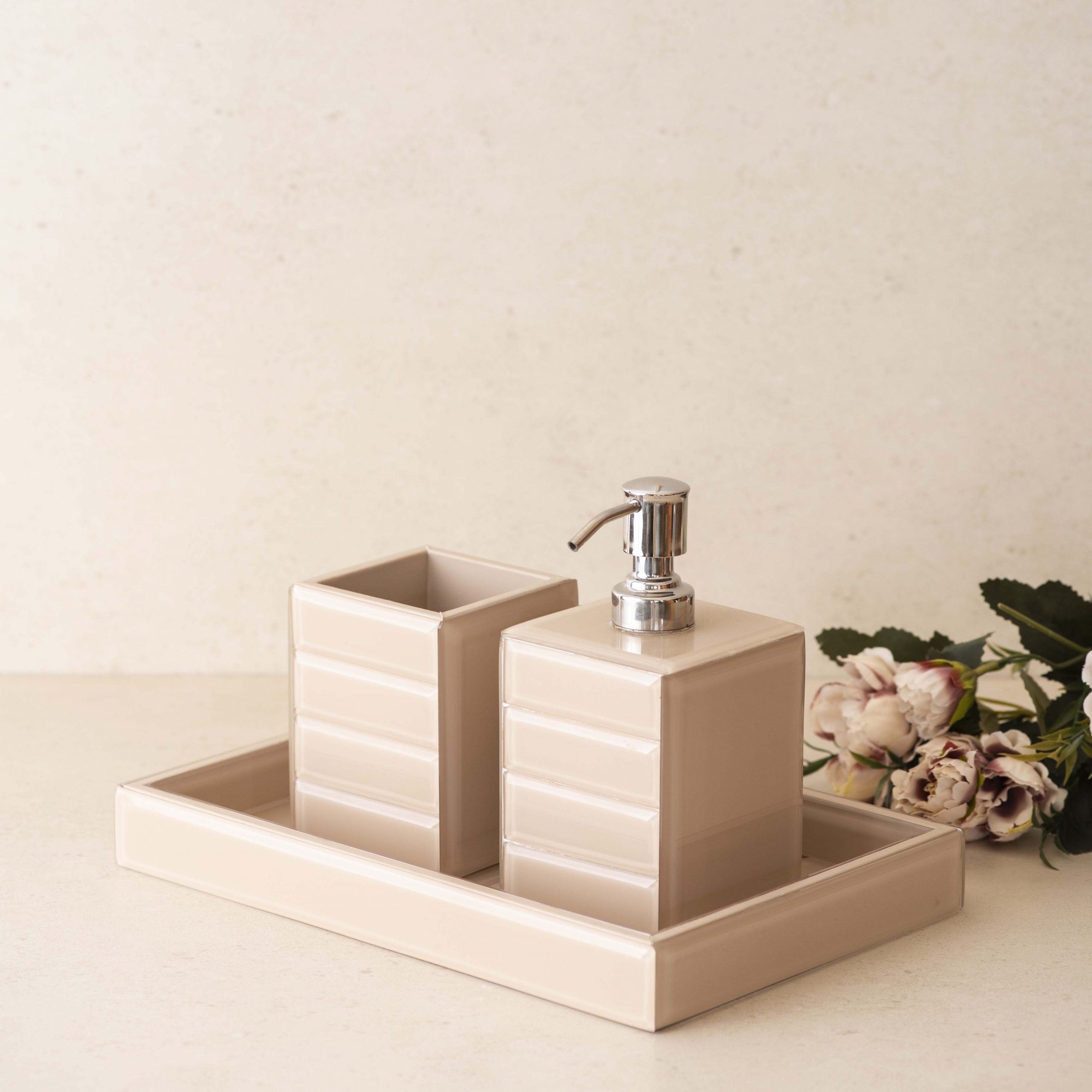 Louis Glass Bathroom set of 3 – Neutral Beige