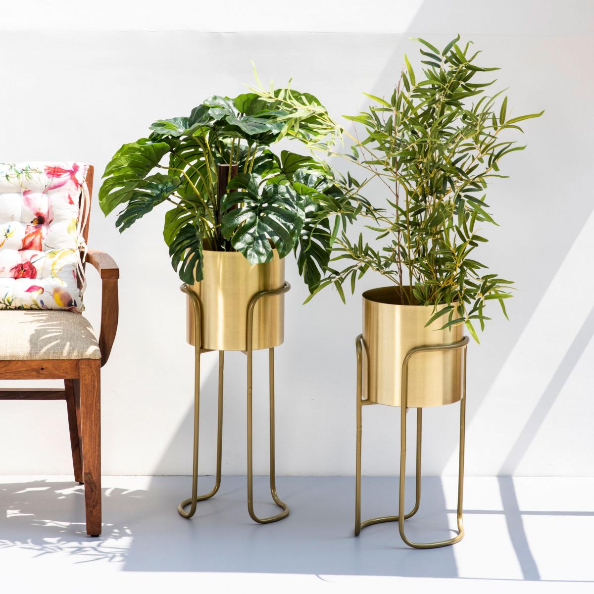 Bracket Set of 2 Muted Gold Planters 2