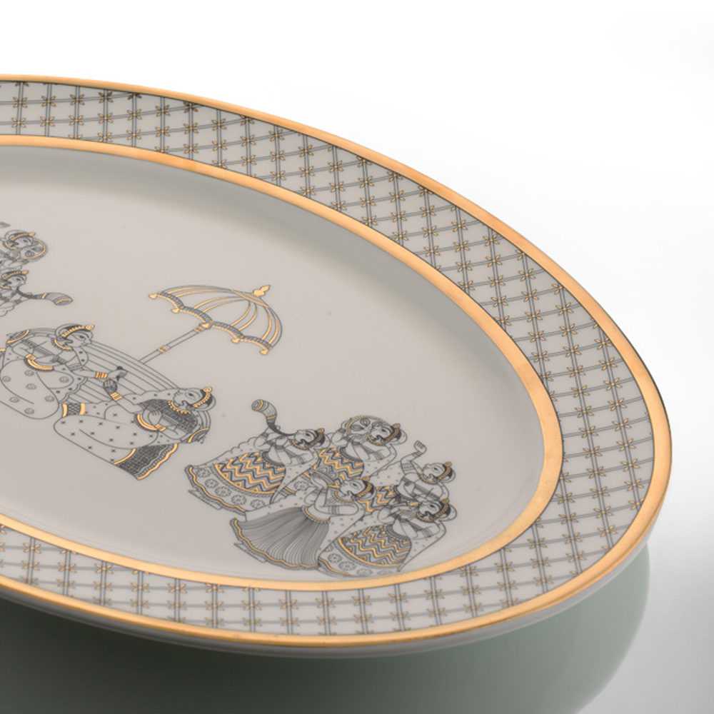 Byah Oval Designer Plate
