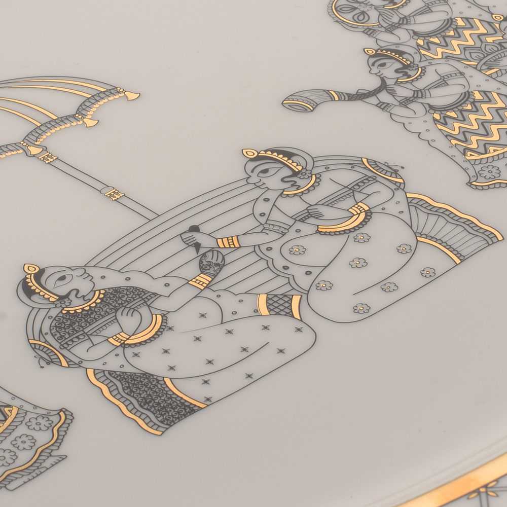 Byah Oval Designer Plate